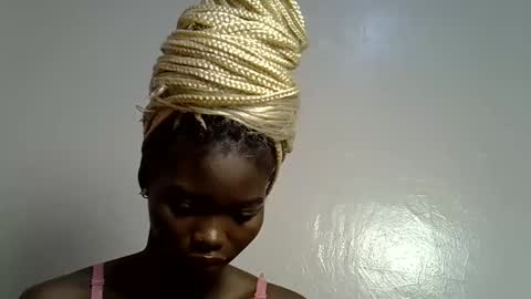 Snapshot of afri_kanaslim chatting on 11/30/25, 01:37 afri kanaslim online show from 11/30/25, 01:37