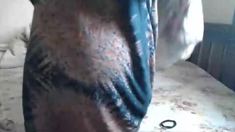 Snapshot of africacoco chatting on 03/10/25, 12:37 africacoco online show from 03/10/25, 12:37