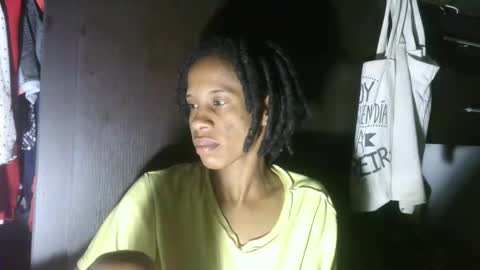 Snapshot of africadeluxe chatting on 01/22/25, 09:24 Africa online show from 01/22/25, 09:24