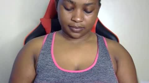 stella online show from 12/05/25, 02:25