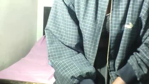 Mia  Friends online show from 03/07/26, 09:06