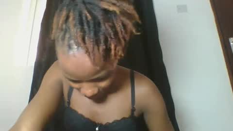 Snapshot of africanprincess24 chatting on 03/07/25, 06:02 PHOEBE online show from 03/07/25, 06:02