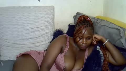 Snapshot of afrii_kity chatting on 11/05/25, 02:11 afrii_kity online show from 11/05/25, 02:11