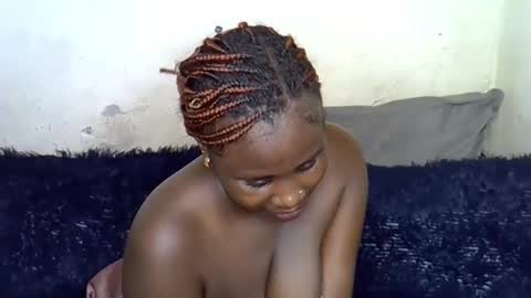 Snapshot of afrii_kity chatting on 11/27/25, 09:28 afrii_kity online show from 11/27/25, 09:28