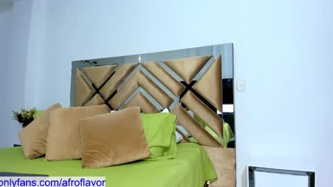 Snapshot of afro_happy__06 chatting on 09/16/25, 11:11 Jheremy and leeryc online show from 09/16/25, 11:11