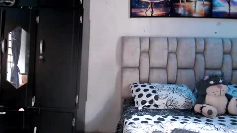 Snapshot of afrodita096 chatting on 02/06/25, 09:06 afrodita096 online show from 02/06/25, 09:06