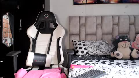 Snapshot of afrodita096 chatting on 02/07/25, 10:09 afrodita096 online show from 02/07/25, 10:09