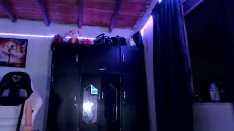 Snapshot of afrodita096 chatting on 03/01/25, 04:26 afrodita096 online show from 03/01/25, 04:26