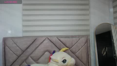 Snapshot of afrodita_wild_v chatting on 11/14/25, 08:07 afrodita_wild_v online show from 11/14/25, 08:07