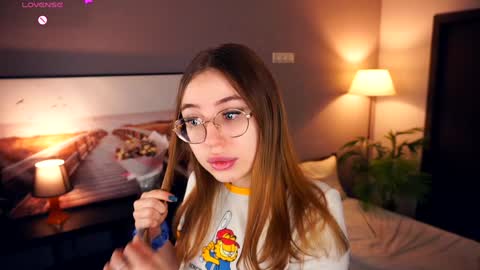 Snapshot of afroditacaree chatting on 12/16/24, 04:45 Kind sensual Emma fav pattern 2266 online show from 12/16/24, 04:45