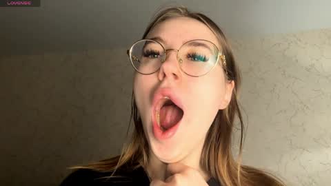 Kind sensual Emma fav pattern 2266 online show from 03/27/26, 04:07