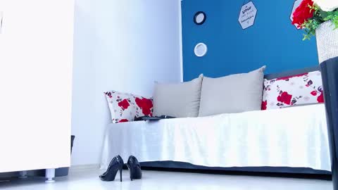 Amalia online show from 02/19/25, 06:00