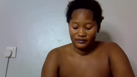 Snapshot of afronubians chatting on 12/16/25, 08:25 afronubians online show from 12/16/25, 08:25