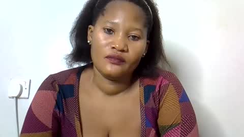 Snapshot of afronubians chatting on 12/19/25, 06:15 afronubians online show from 12/19/25, 06:15