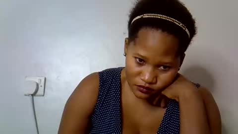 Snapshot of afronubians chatting on 12/21/25, 06:37 afronubians online show from 12/21/25, 06:37