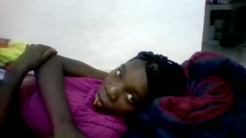 pink  and josphen online show from 02/07/25, 09:47