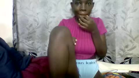 pink  and josphen online show from 03/06/25, 04:52