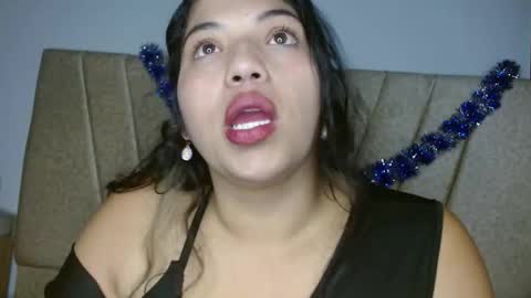 Snapshot of afrotida_booms chatting on 12/14/25, 10:03 Afrodita Booms online show from 12/14/25, 10:03