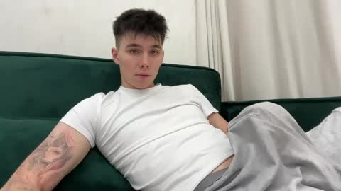 Mark online show from 04/19/26, 12:22