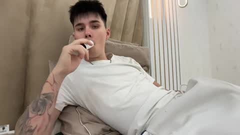 Mark online show from 04/21/26, 12:44