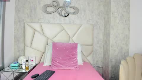 agartha_velvet online show from 04/01/26, 03:20