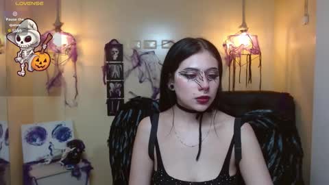 Snapshot of agarycus_ chatting on 10/20/25, 01:00 Kimberly online show from 10/20/25, 01:00