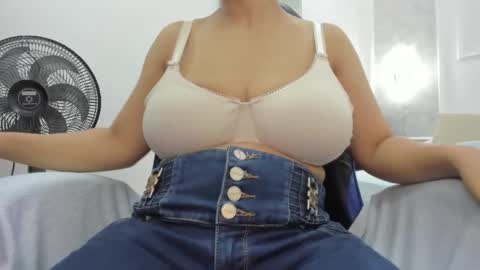 A G A T A  online show from 04/15/26, 01:07