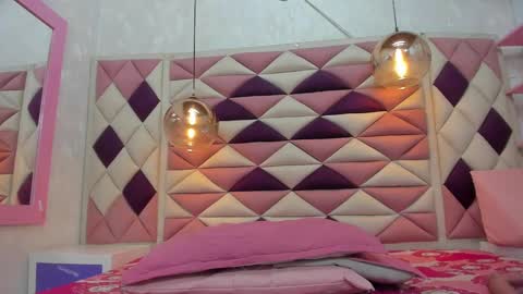 Ana online show from 02/10/25, 02:59