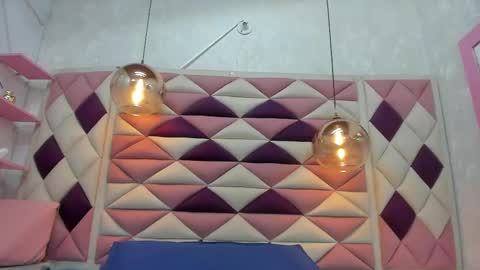 Ana online show from 02/21/25, 06:04