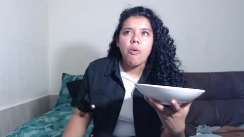 Agatha online show from 04/11/26, 04:50