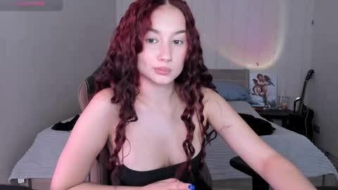 Snapshot of agata_cherry chatting on 09/17/25, 07:21 Eva online show from 09/17/25, 07:21