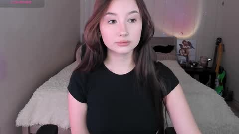 Snapshot of agata_cherry chatting on 11/20/25, 08:14 Eva online show from 11/20/25, 08:14