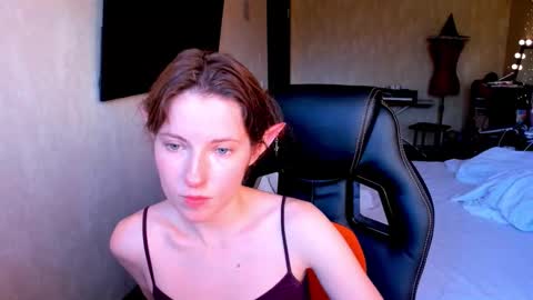 Snapshot of agata_in_wonderland chatting on 09/23/25, 01:14 agata_in_wonderland online show from 09/23/25, 01:14