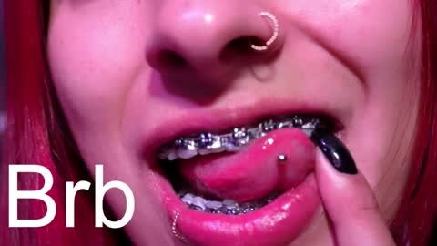 Agata Collinss online show from 10/12/25, 12:09