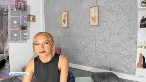 Agatadelphine online show from 02/04/26, 01:28