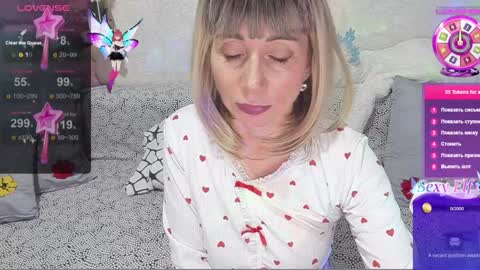 Snapshot of agatafox chatting on 12/27/24, 02:33 Agata online show from 12/27/24, 02:33