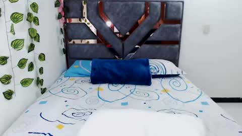 johana online show from 11/20/25, 05:12