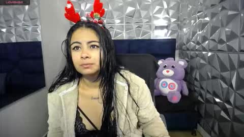 Agatha online show from 12/15/25, 12:09