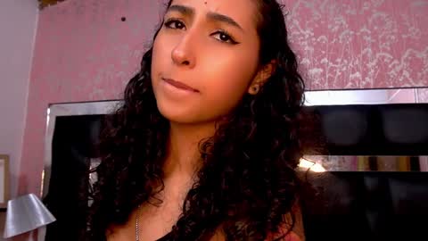Snapshot of agatha_collinss chatting on 01/11/25, 07:16 Val inst agatha clls online show from 01/11/25, 07:16