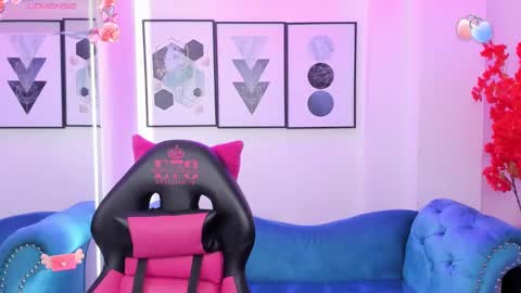 Agatha  online show from 03/08/25, 12:41