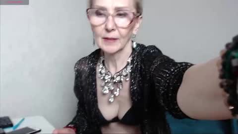 Agatha online show from 04/03/26, 02:15