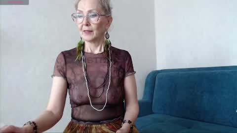 Agatha online show from 04/17/26, 04:26