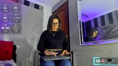 Snapshot of agatha_pleasure chatting on 11/18/25, 12:31 agatha_pleasure online show from 11/18/25, 12:31