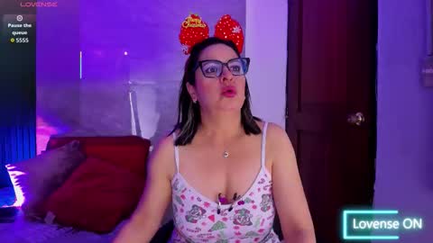 agatha_pleasure online show from 12/18/25, 11:49