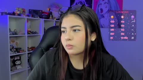 Cat online show from 12/15/24, 07:46