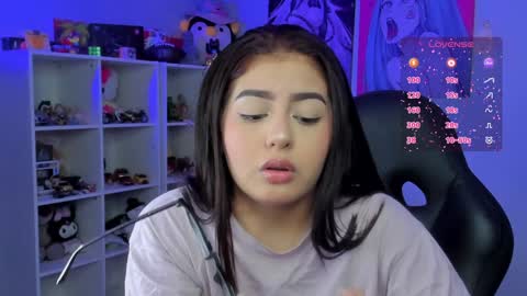 Cat online show from 12/22/24, 07:22