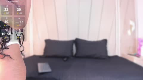 Snapshot of agatha_steel20 chatting on 01/29/25, 07:43 Agatha Steel online show from 01/29/25, 07:43