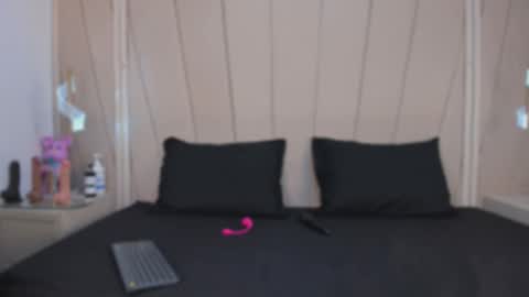 Snapshot of agatha_steel20 chatting on 11/11/25, 08:20 Agatha Steel online show from 11/11/25, 08:20