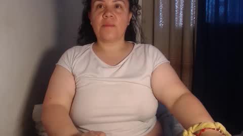 Snapshot of agathaaaa chatting on 05/28/26, 11:07 online show from 05/28/26, 11:07