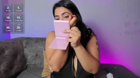 agatha bel    online show from 04/05/26, 12:24